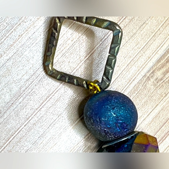 Vintage Butterfly Beaded Bracelet with rainbow aura Crystal geode - Picture 4 of 8